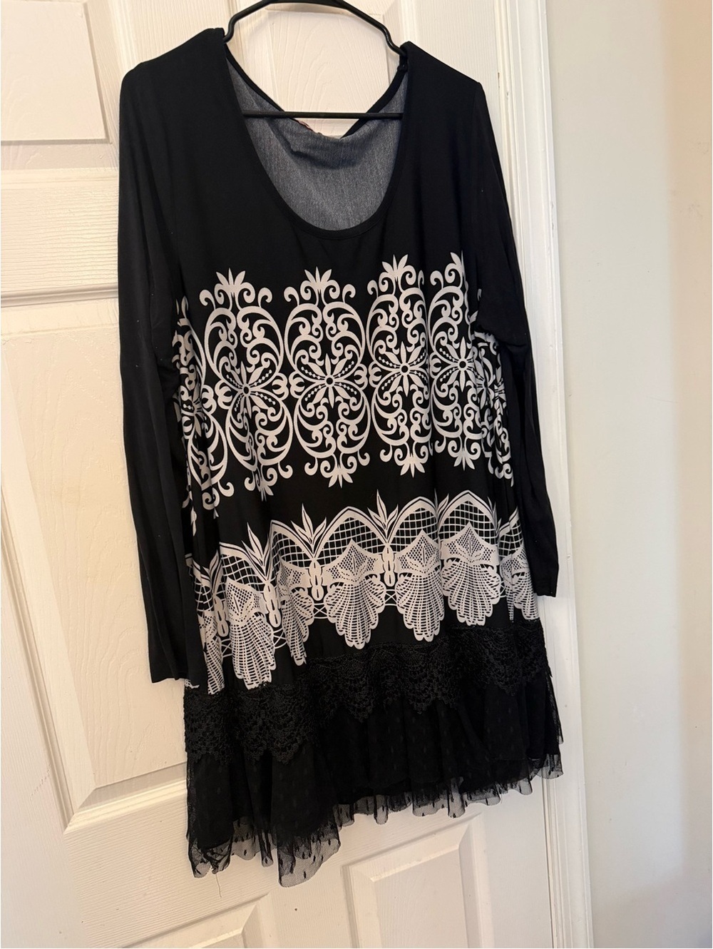 Black Lace-Hem Tunic with White Ornate Print - Women